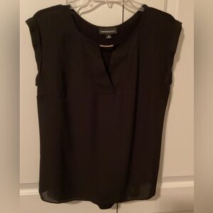 FORTUNE + IVY - Catenia Hardware Detail Blouse size Medium